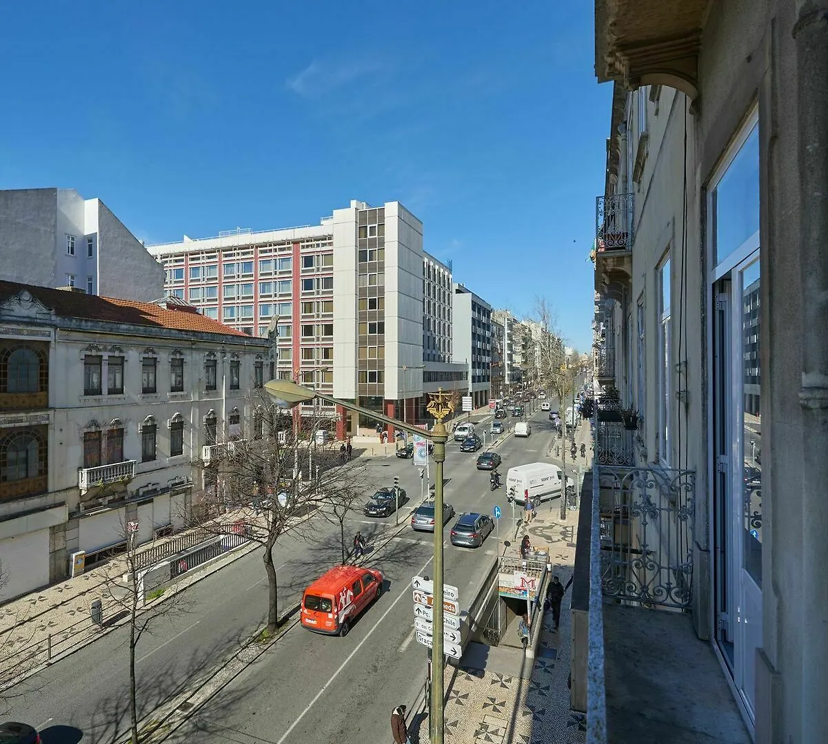 Almirante Reis Apartment Lisbon Portugal