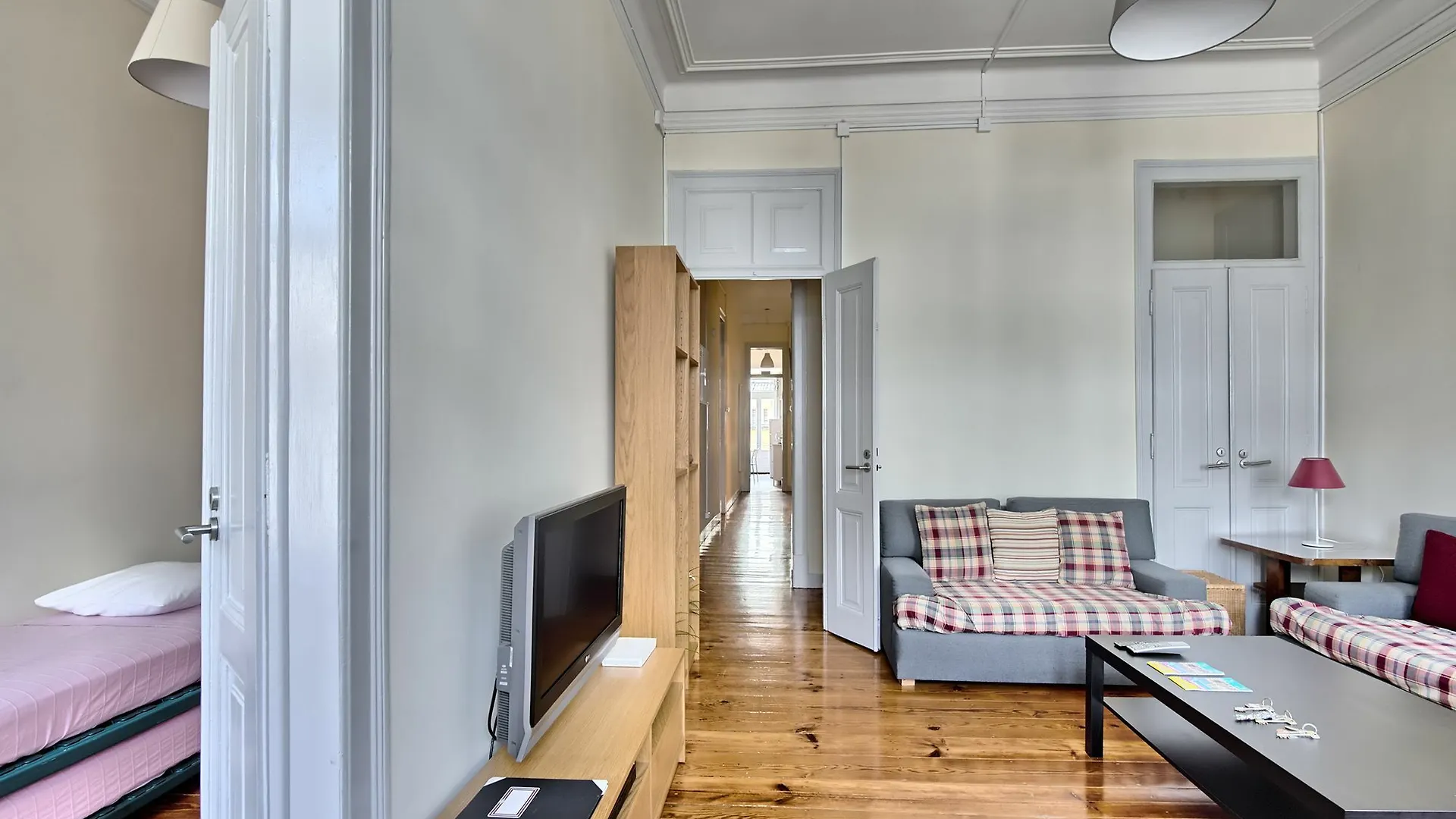 Almirante Reis Apartment Lisbon Portugal